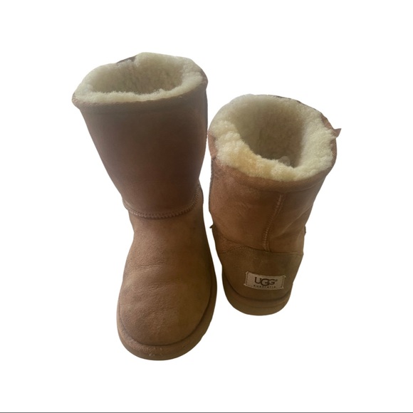 Ugg classic II short size 6 - Picture 3 of 11